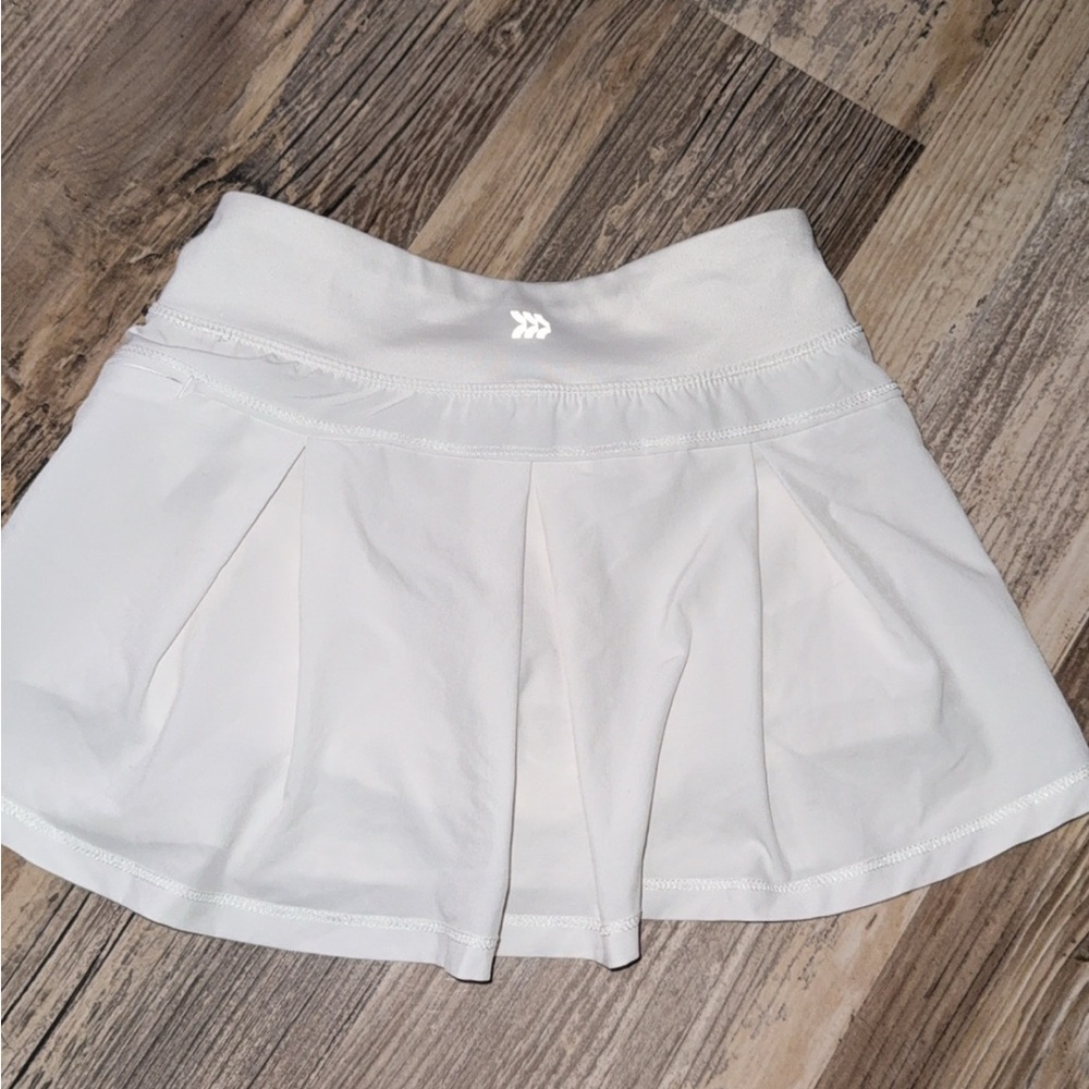 All in motion White Women's Skort/built in shorts